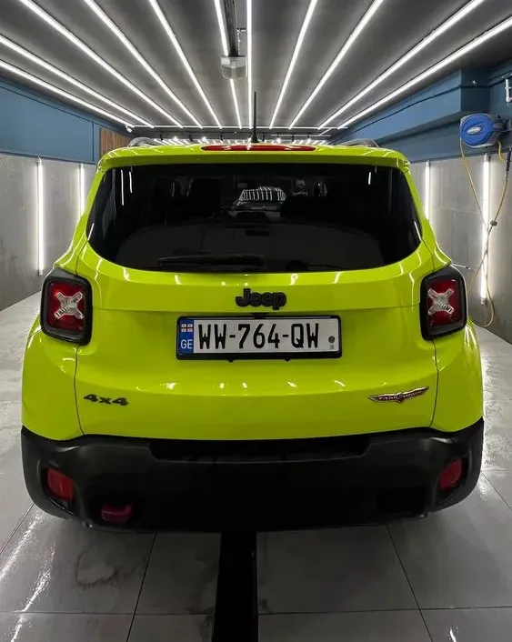 Jeep Renegade photo 3