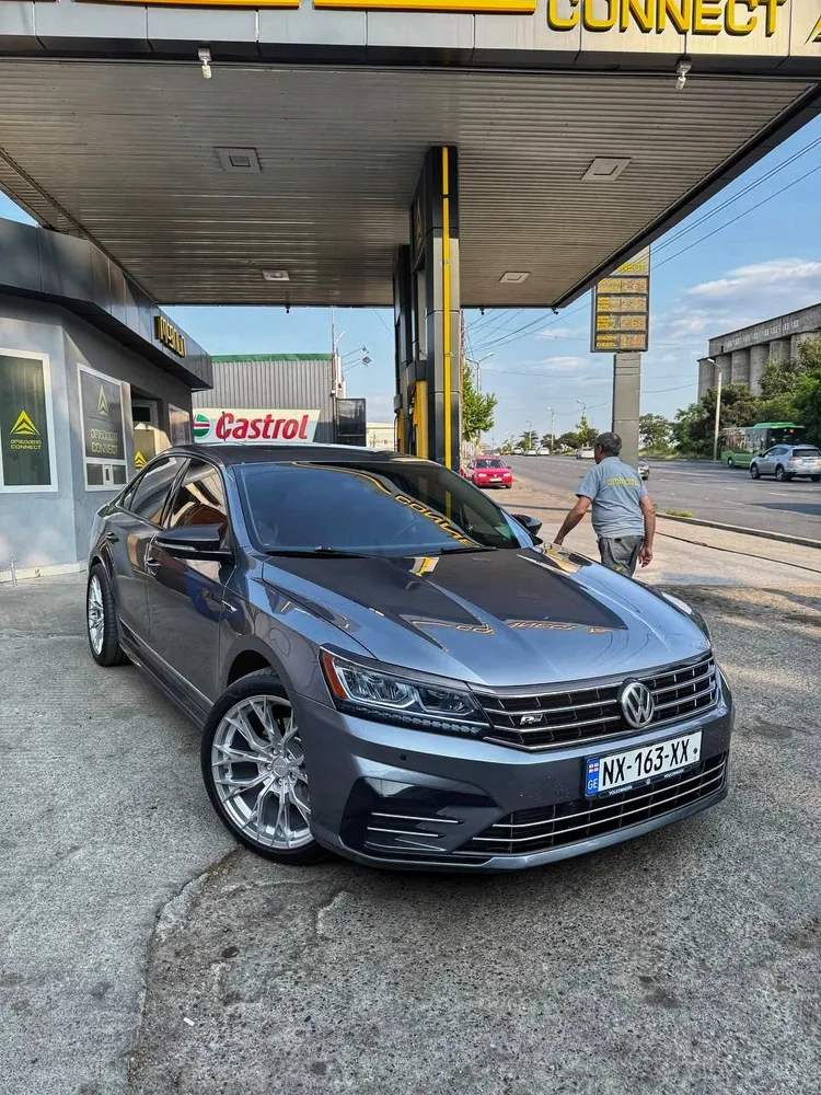 Volkswagen Passat photo 6