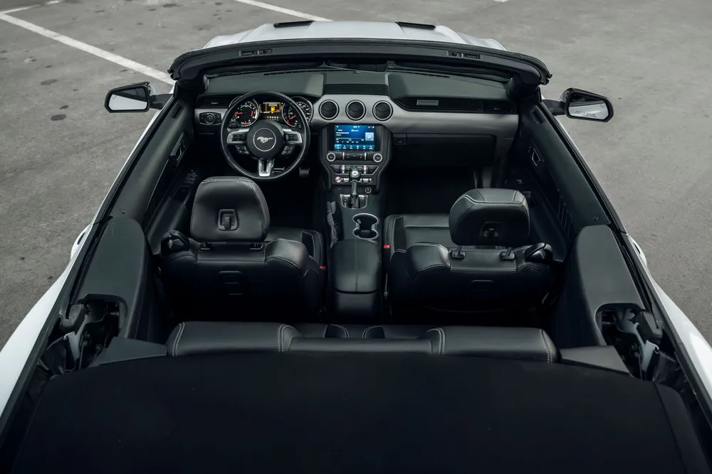 Ford Mustang cabrio photo 12