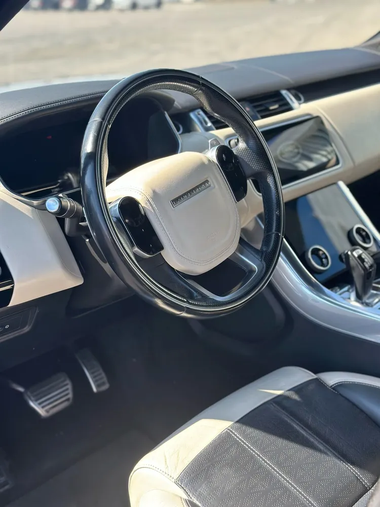 Range Rover Sport photo 9