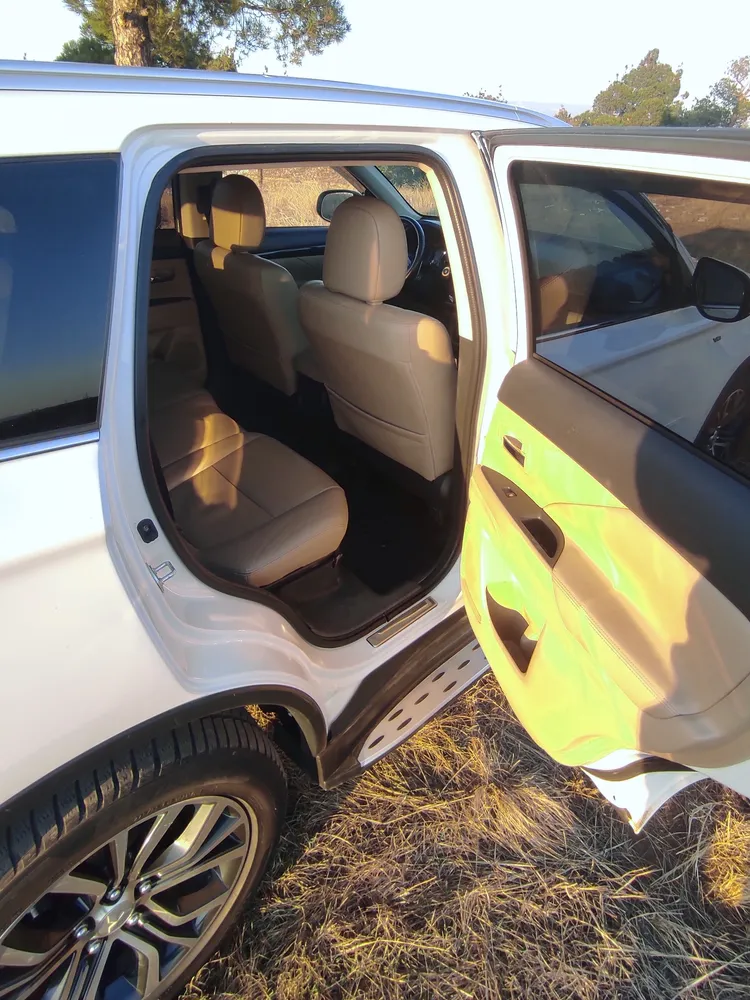 Mitsubishi Outlander photo 11