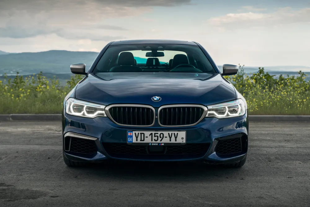 BMW M550