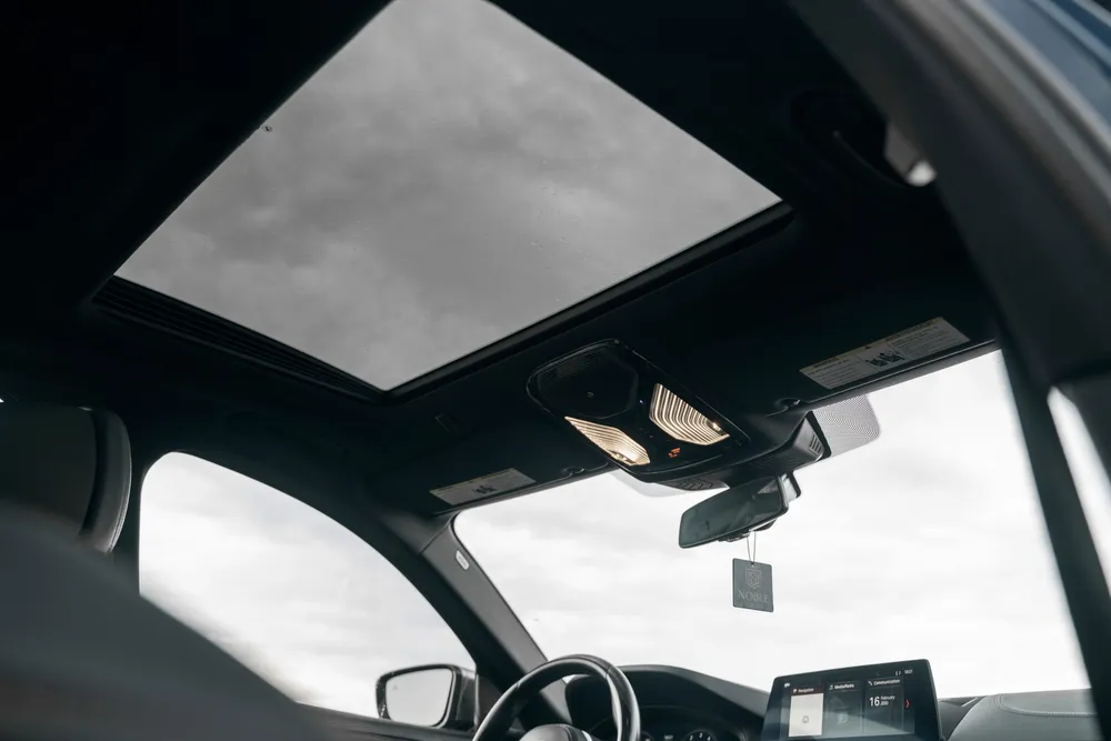 BMW M550 photo 10