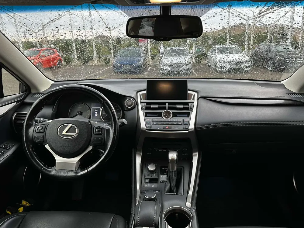 Lexus NX 200 photo 4