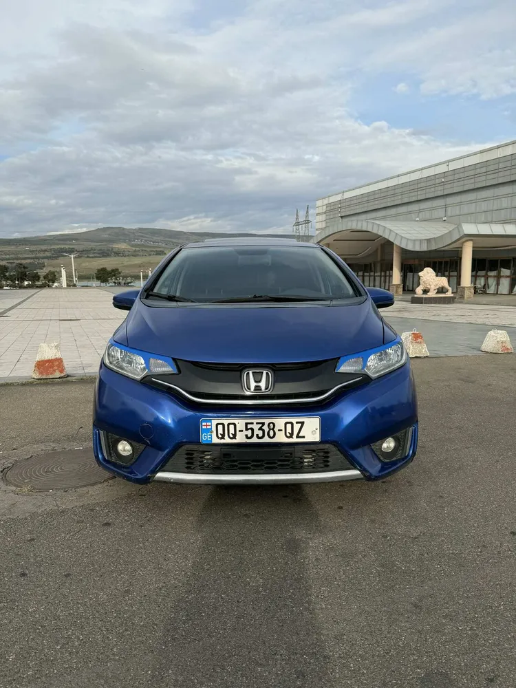 Honda Fit photo 3