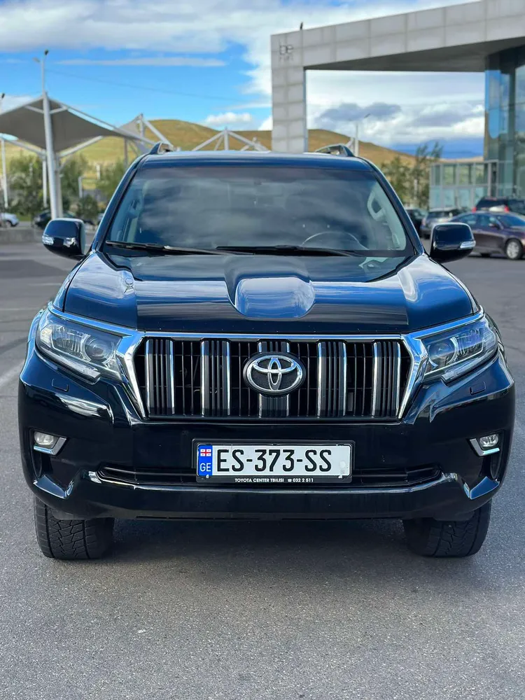 Land Cruiser Prado photo 12