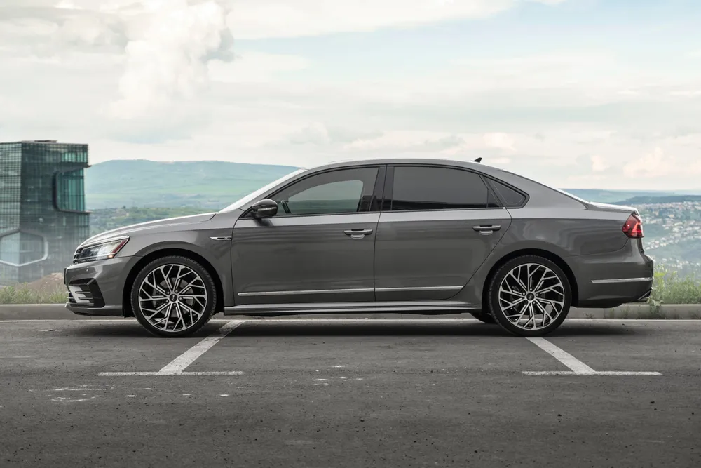 Volkswagen Passat photo 2