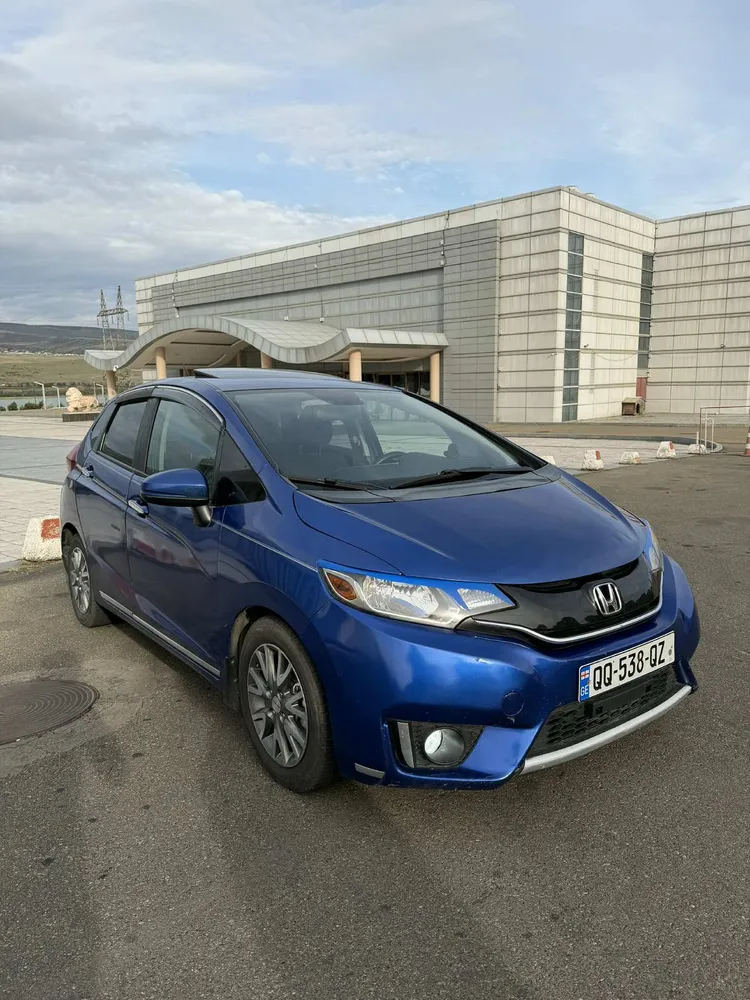 Honda Fit photo 5