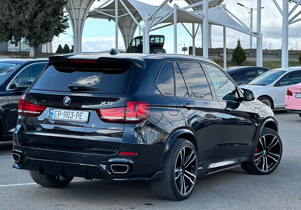BMW X5 photo 4