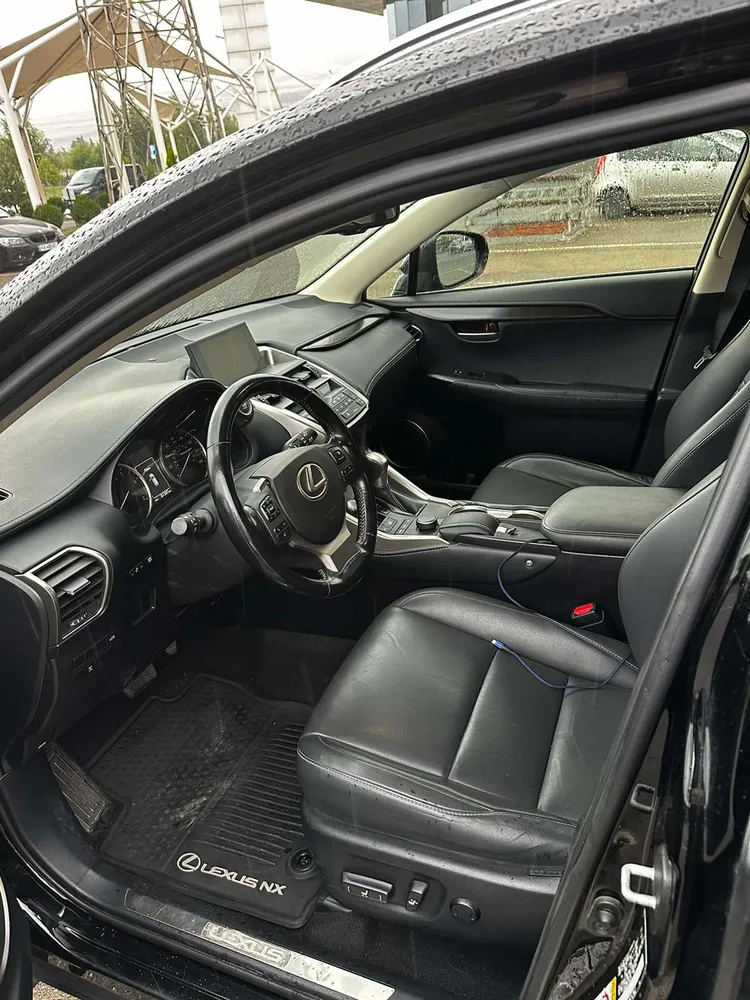 Lexus NX 200 photo 6