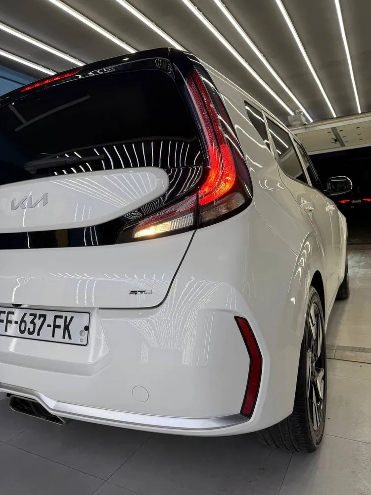 KIA Soul GT Line photo 5