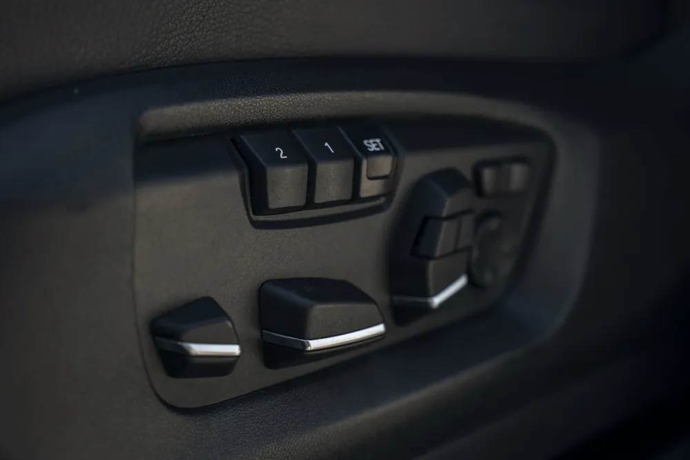 BMW X6 photo 7