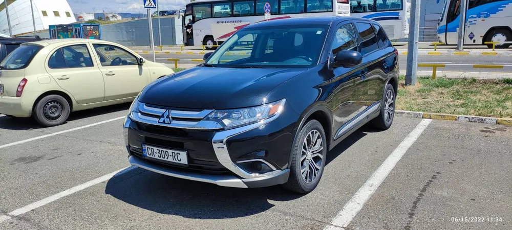 Mitsubishi Outlander 