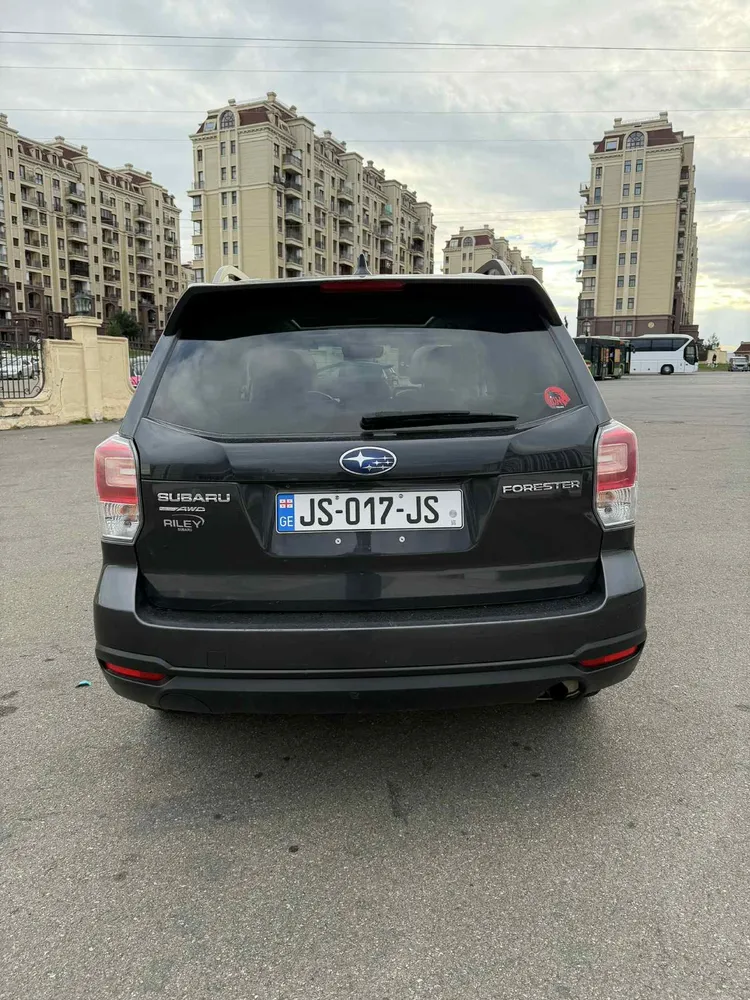 Subaru Forester photo 9