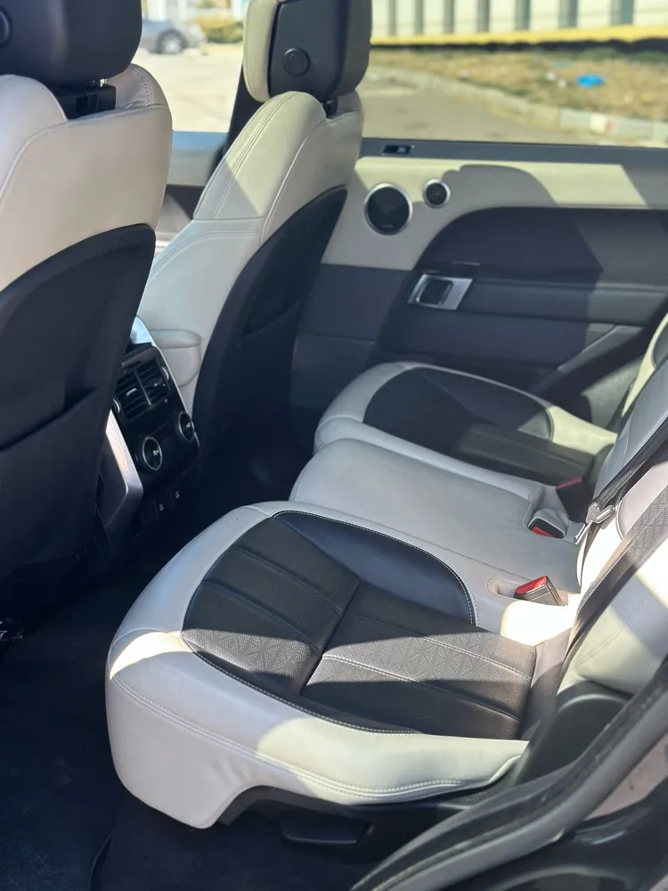 Range Rover Sport photo 15