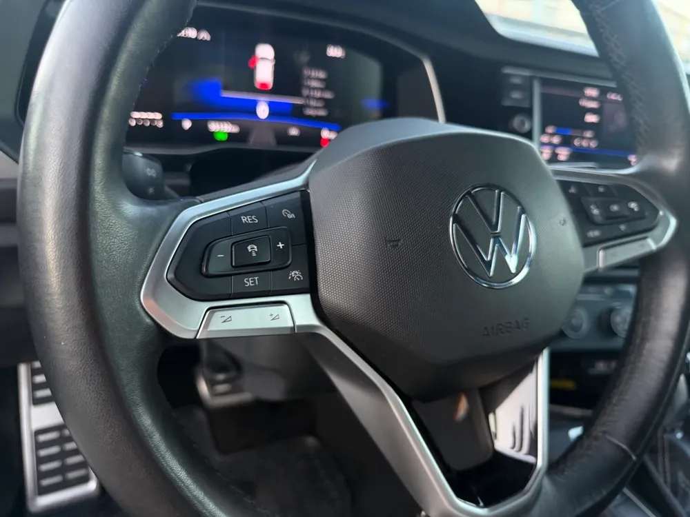 VW Jetta photo 8