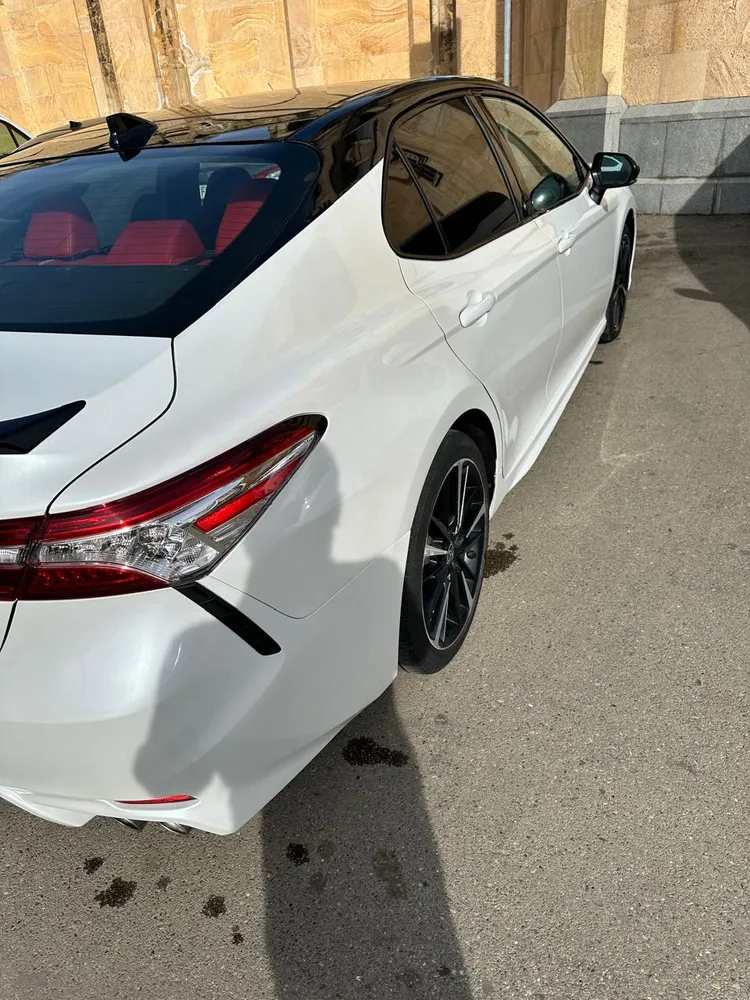 Toyota Camry photo 8