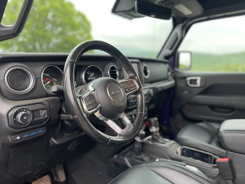 Jeep Wrangler Rubicon photo 3