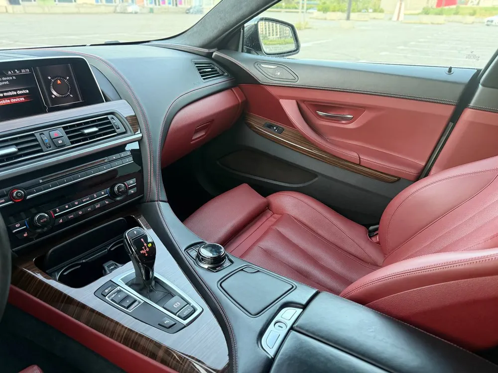 BMW 640i photo 8