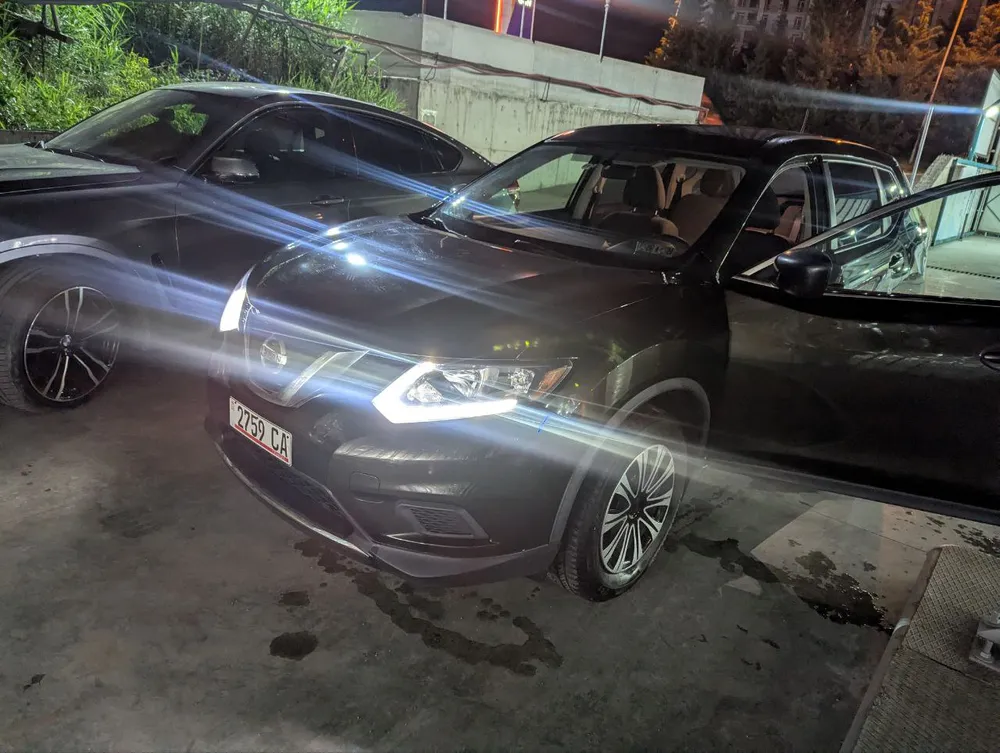 Nissan Rogue photo 4