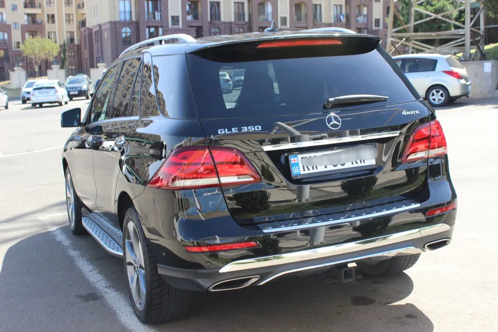 Mercedes-Benz GLE  photo 8