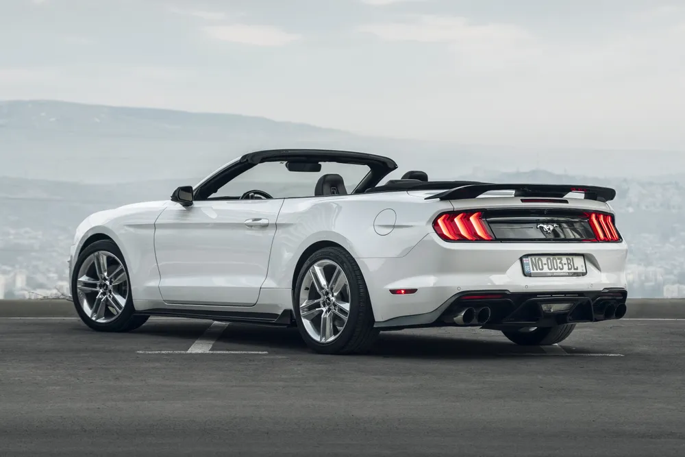 Ford Mustang cabrio photo 11