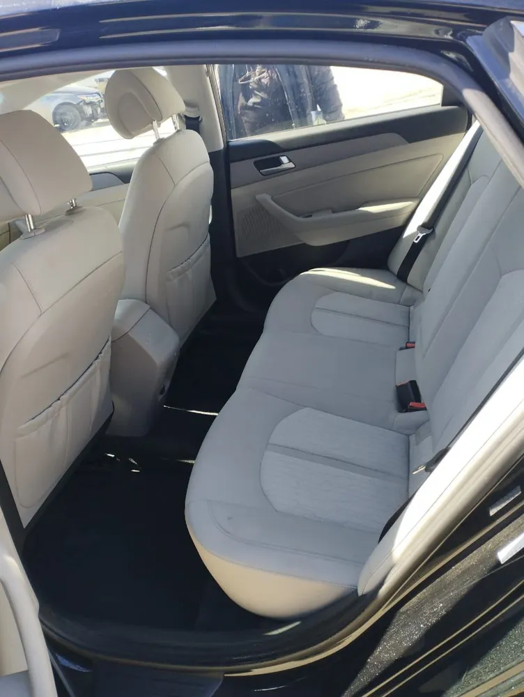 Hyundai Sonata photo 6