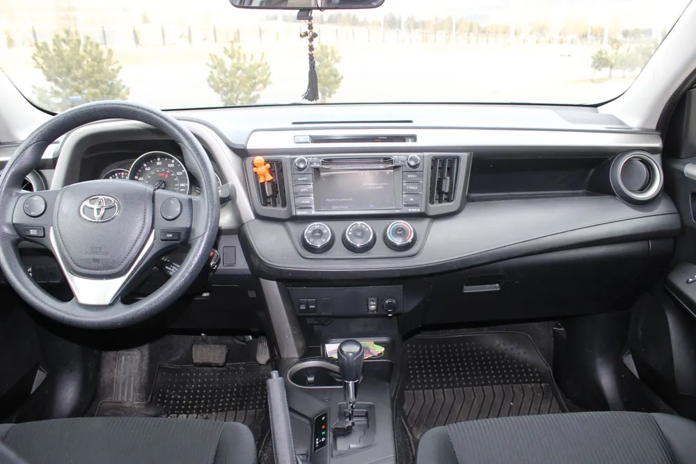 Toyota Rav 4 photo 4