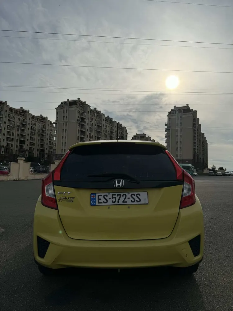 Honda Fit photo 8