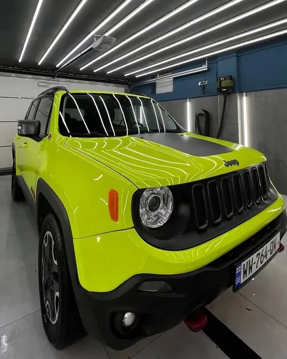 Jeep Renegade photo 2