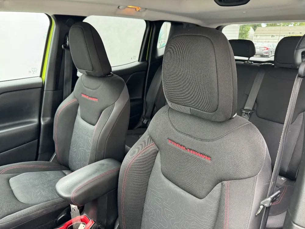 Jeep Renegade photo 6