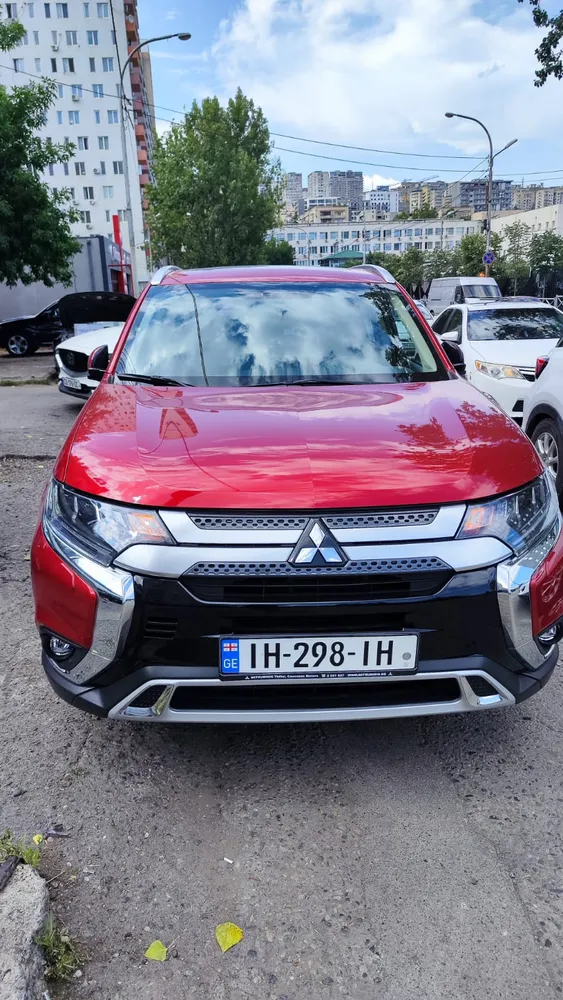 Mitsubishi Outlander  photo 4