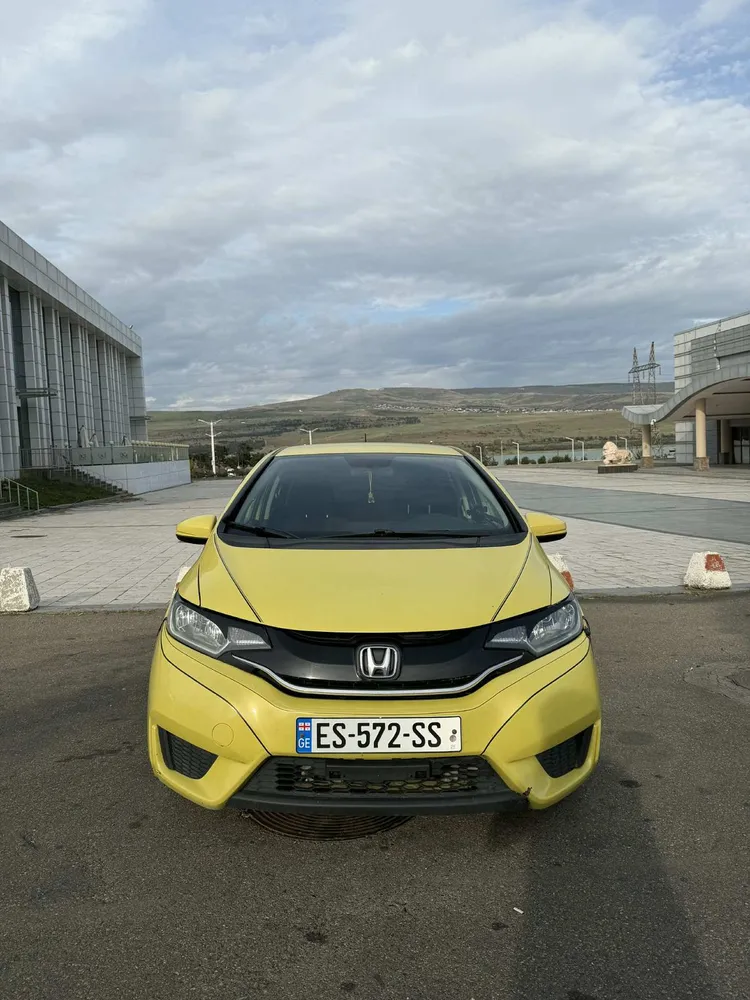 Honda Fit photo 4
