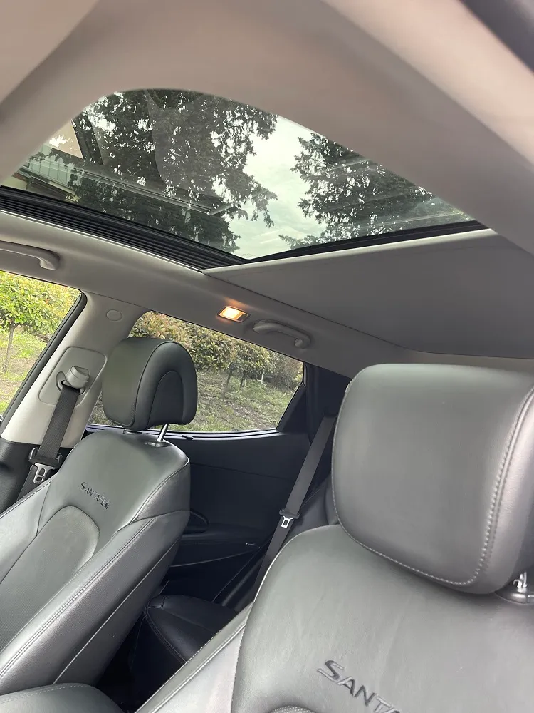 Hyundai Santa FE photo 5