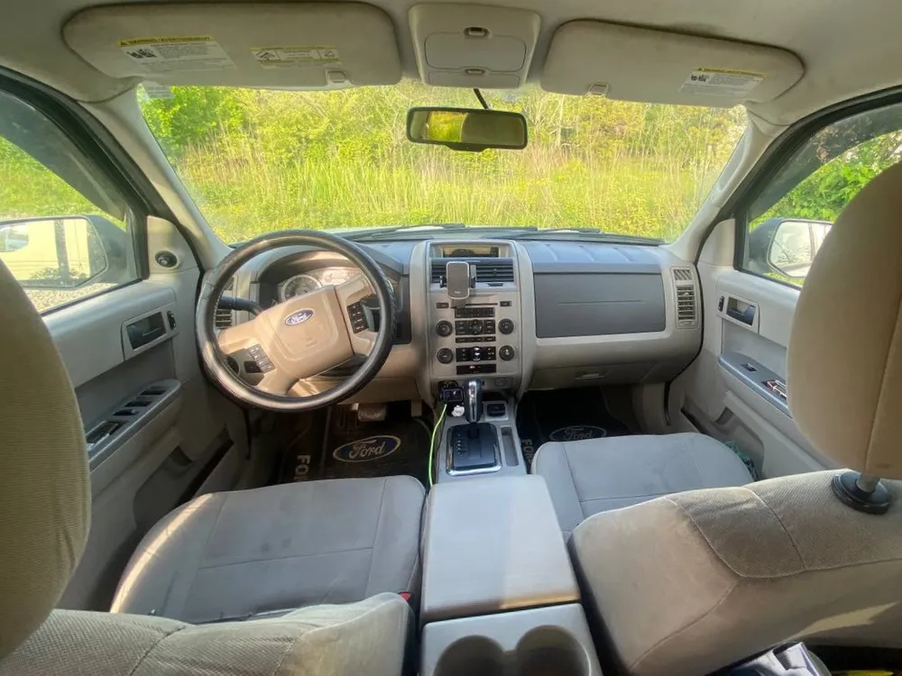 Ford Escape photo 5