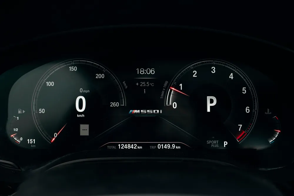 BMW M550 photo 4