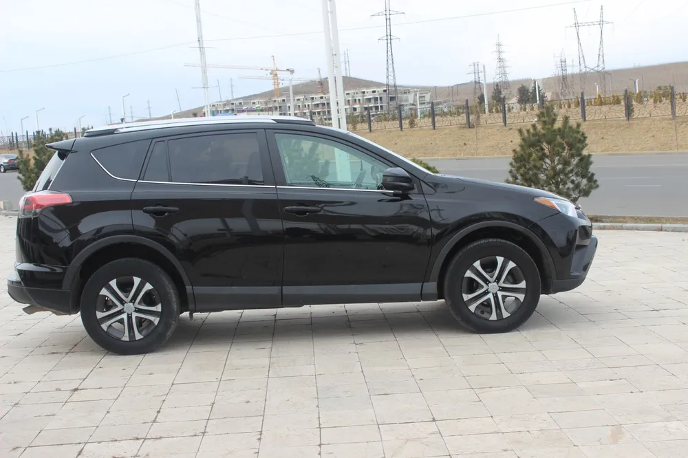 Toyota Rav 4 photo 7